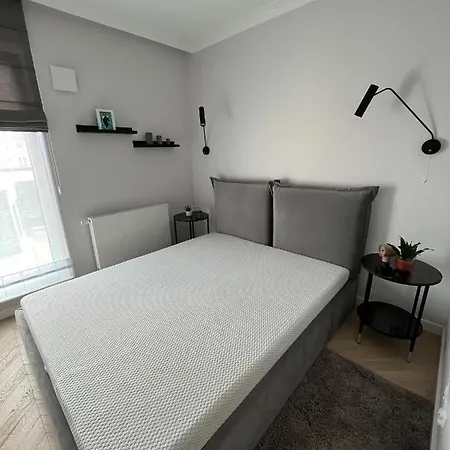 Apartment Feel At Teczowa Halo *