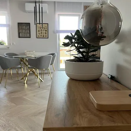 Feel At Teczowa Halo Apartment *
